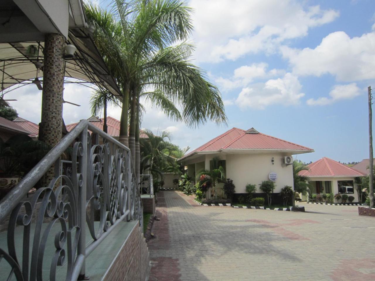 Jakicha Motel Daressalam Exterior foto