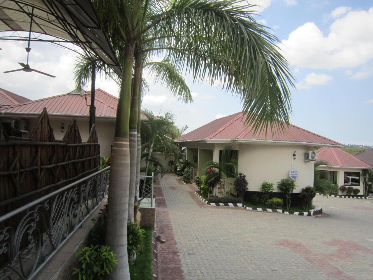Jakicha Motel Daressalam Exterior foto